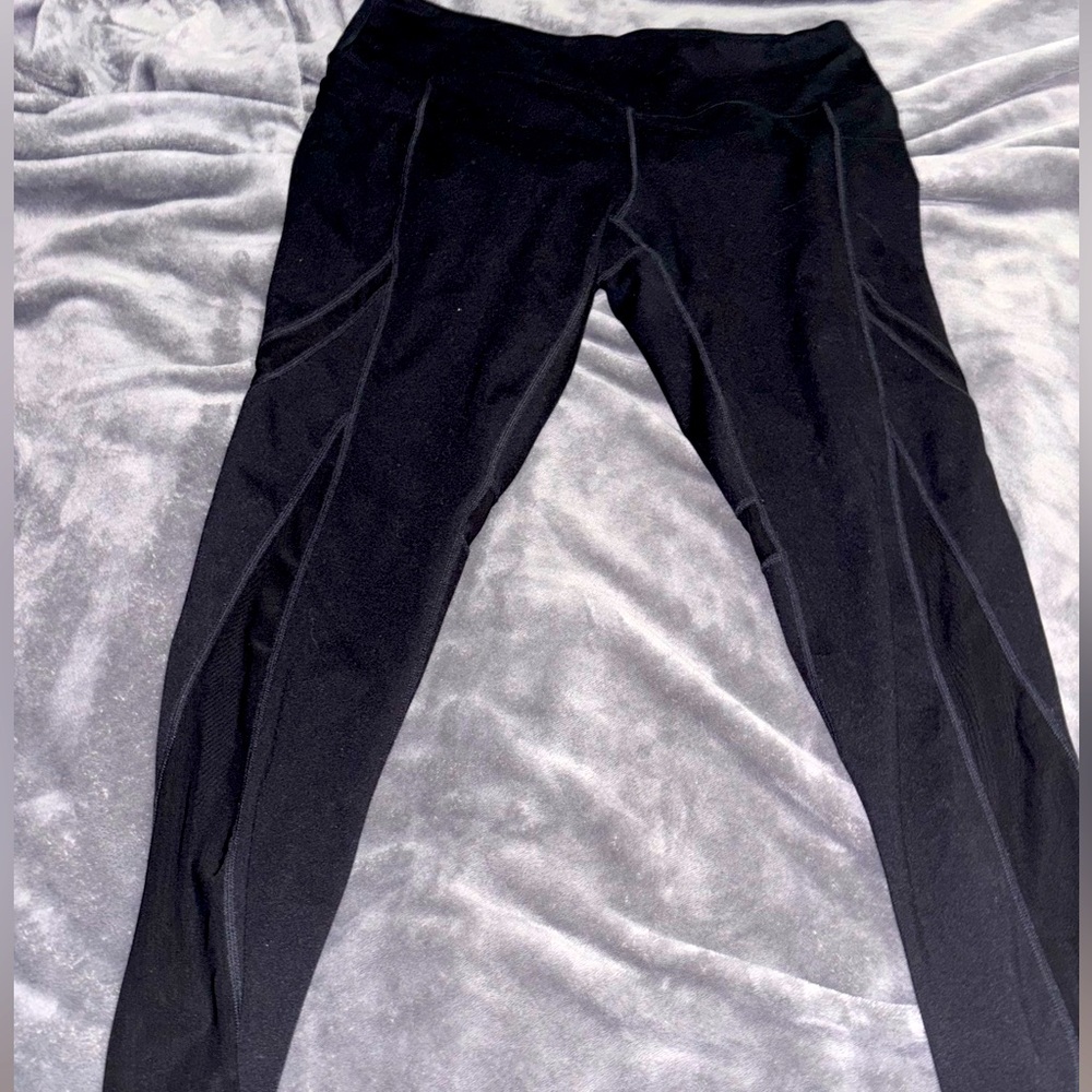 Along fit Buttery Soft Mesh Yoga Pants with Pockets Women’s Size L